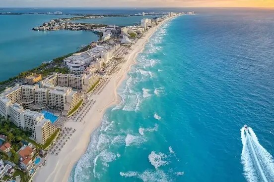 12 lugares quentes para viajar em julho (dentro e fora do Brasil)
